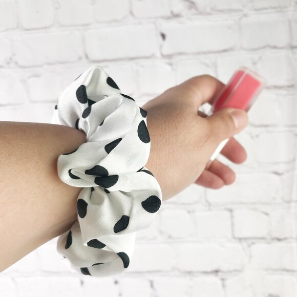 Hidden Secret Stash Chiffon Scrunchie Polka Dot 58 - Picture 3 of 3